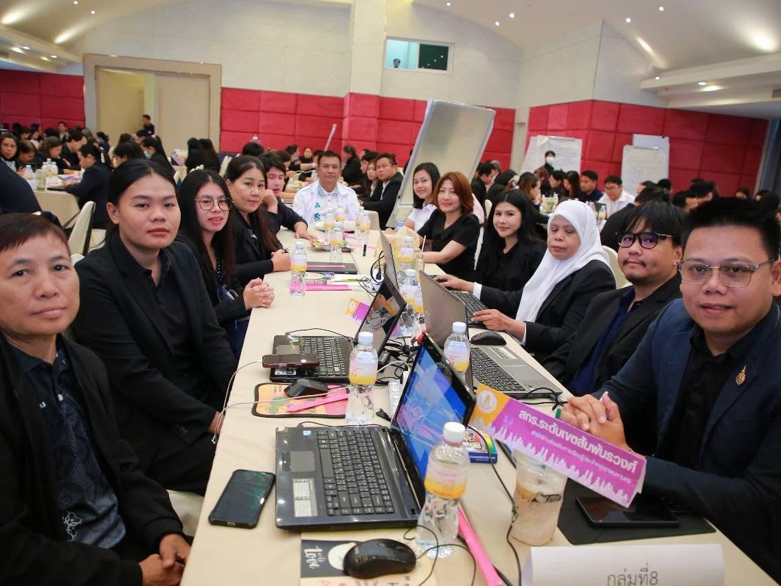 โครงการอบรมเชิงปฏิบัติการจัดทำหลักสูตรสถานศึกษาตามหลักสูตรส่งเสริมการเรียนรู้ฯ พุทธศักราช 2567