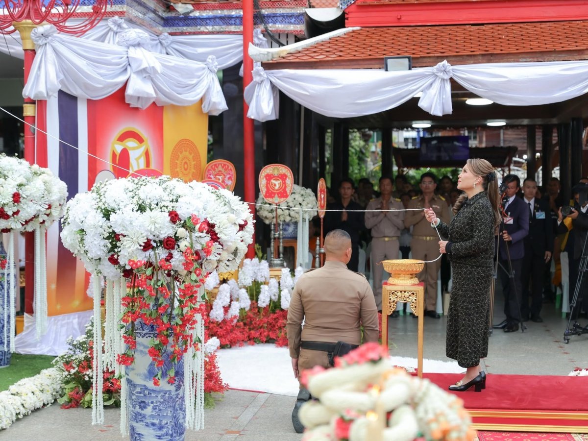 นำนักศึกษาเข้าร่วมรับเสด็จทูลกระหม่อมหญิงอุบลรัตนราชกัญญา สิริวัฒนาพรรณวดี