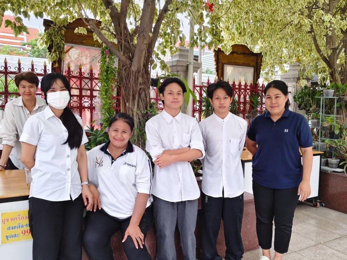 นำนักศึกษาเข้าร่วมรับเสด็จทูลกระหม่อมหญิงอุบลรัตนราชกัญญา สิริวัฒนาพรรณวดี