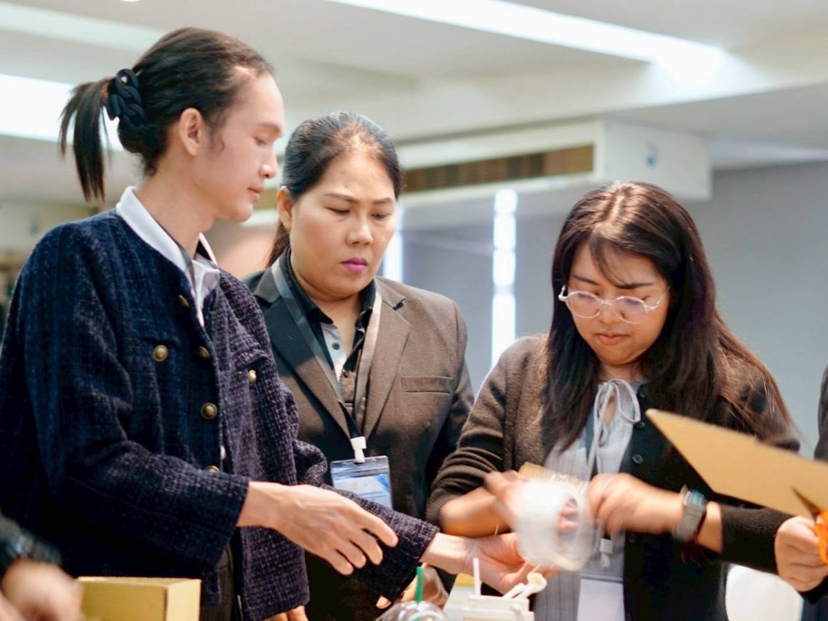โครงการอบรมเชิงปฏิบัติการ การจัดการเรียนรู้การทำโครงงานวิทยาศาสตร์ สำหรับครู สกร.